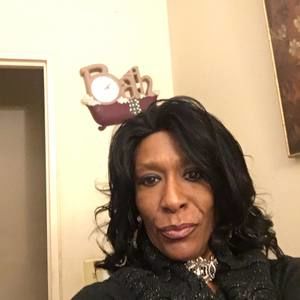 Meet your Posher, Veronica